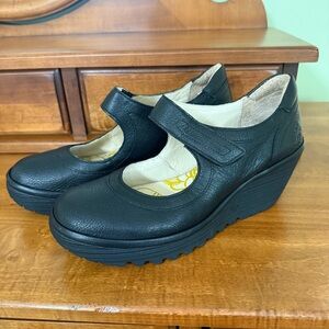 Fly London Yasi Mary Jane Woman 40 (9-9.5)  wedge heel platform leather shoe